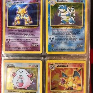 Lot: Pokémon Cards